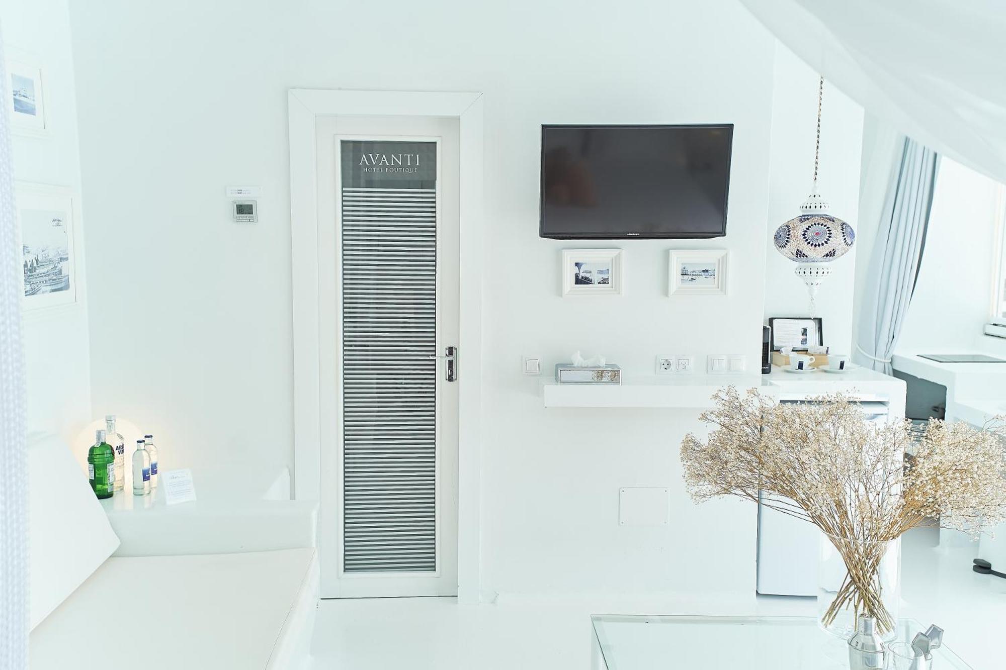 Avanti Lifestyle Hotel - Only Adults Коральео Номер фото