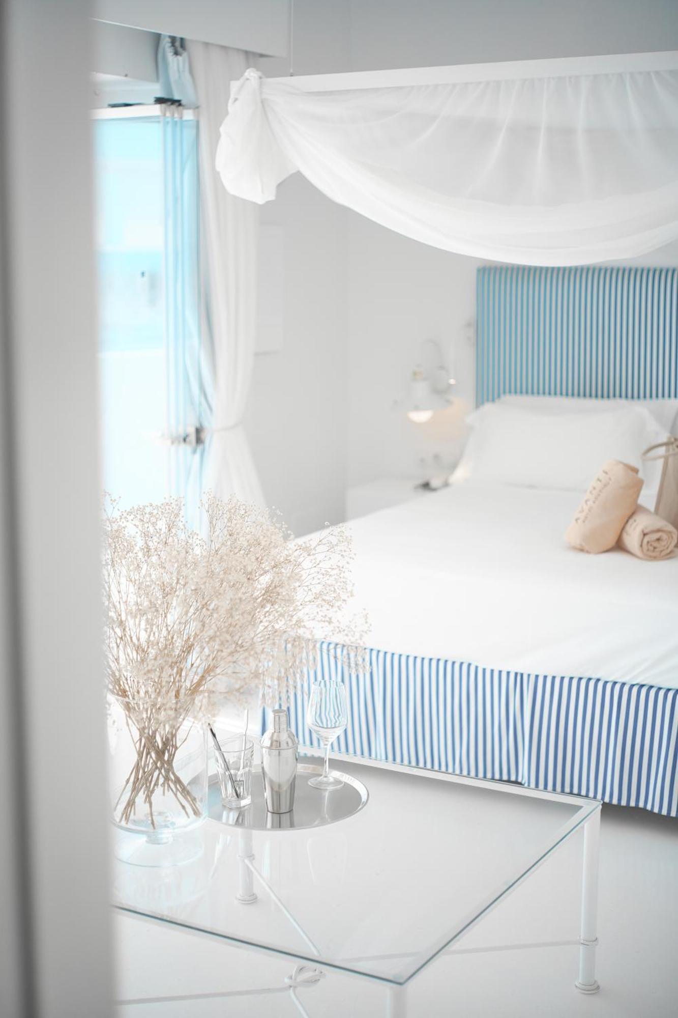 Avanti Lifestyle Hotel - Only Adults Коральео Номер фото